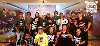 Pendiri komunitas vape indonesia rifqi habibie putra menuturkan, edukasi tentang vape harus menyasar semua kalangan. Vapor Squad Jakarta Eksis Untuk Mendukung Industri Vape Di Indonesia Vape Magazine Indonesia
