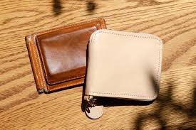 極上の経年変化を味わえるグレンロイヤルのナチュラルブライドルレザーが新入荷！ | BRITISH MADE