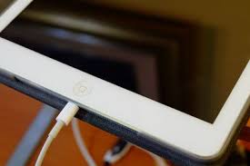 Broken Ipad We 39 Ll Take It From Here Ipad 2 3 4 Lcd Repair 80 Glass Repair 60 Home Button Replacement 80 Screen Repair Charge Battery Mobile Banking