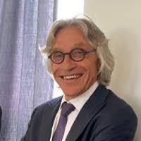 Robert Baert's Instagram, Twitter & Facebook