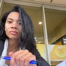 Laurie Whittaker's Instagram, Twitter & Facebook