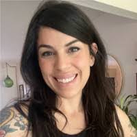 Gina Bacon's Instagram, Twitter & Facebook