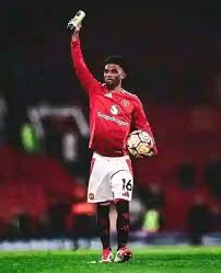 Who's Gonna Win The Caraboa Cup Can Arsenal Come Back Can Tottenham Win  Their First Trophy Can Liverpool Get A Quadruple Or Newcastle Get Paid For  Their Good Form?