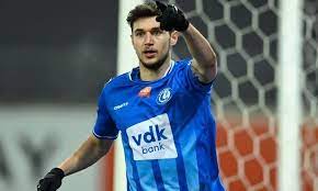 В какой команде играет, инстаграм, личная жизнь, интервью и статистика 2021. Belgijskie Smi Utverzhdayut Chto Yaremchuk Letom Pokinet Gent á‰ Ua Futbol