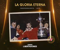 © fotobaires independiente fue el que celebró, con un guiño del azar. Conmebol Libertadores La Quinta De Club Atletico Independiente Un Dia Como Hoy Hace 4 6 Anos Gano La Libertadores 1974 Al Vencer 1 0 A Saopaulo En Santiago Con Gol De Ricardo