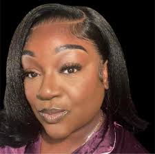 Warrick Dunn, a former football star, has generously provided over 170  fully furnished homes to single parents. His incredible acts of kindness  have made a significant impact