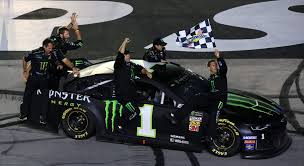 However, i cannot see nascar looking good if that happens. Inside The No 1 Team S Car Ride Celebration At Kentucky Nascar Com