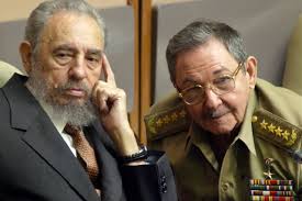 Fidel castro stepped down from his leadership of the cuban state in 2006 but officially from 2008 and barack obama became the president of the united states in 2009. Fidel Castro Former Cuban Strongman Dies Wsj