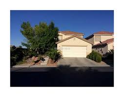 11 bedroom detached house for sale. What Kind Of House Does 300 000 Get You Around The World