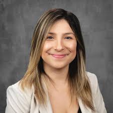 Daniela Alvarez, Real Estate