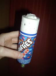 You can fit a child and few adults. Glaces Smarties Pop Up Tests Et Cuisine