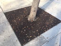 Rubber mulch has been producing superior quality rubber products since 1997. Square Recycled Rubber Mulch Weed Mat 4 Ft X 4 Ft By Conserv A Store