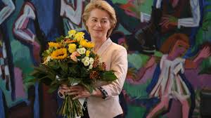 European commission president ursula von der leyen wait to pose amid other leaders for a family picture during the opening day of the unfccc cop25. Ursula Von Der Leyen What Kind Of Eu Leader Can The Uk Expect Cityam Cityam