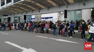 Cerita Eva Terjebak Antrean Rapid Test Antigen Bandara Soetta