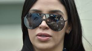 Mexican drug lord joaquin el chapo guzman plans to sue netflix and spanish speaking network univision for. The Truth About El Chapo S Stunning Wife Youtube