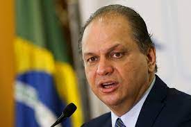 Político com mais de 25 anos de vida pública. Maia Retoma Interlocucao Com Governo A Partir Do Lider Ricardo Barros Veja