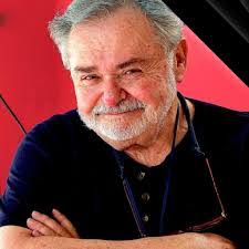 Robert Janco's Instagram, Twitter & Facebook