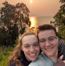 Eric Schey's Instagram, Twitter & Facebook