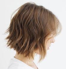 Short medium length hairstyles fall between the ear lobe and all the way down to the base of the neck. Hairstyles Bob Hairstyles For Fine Hair 2018