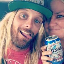 Kendall Toothe and Jonathon Newton's Wedding Website