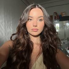 Emma Márquez (@emma_mb_2003)