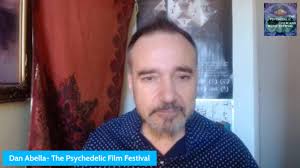 A Physicist Looks At Time Travel Movies