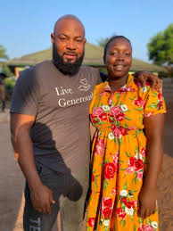 Rip to him body young Boy who Dd ie with Nollywood Actor Jnr Pope in River  Niger has finally been carried to His Father's Compound Abia State for  proper Bburial this is