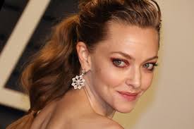 Amanda seyfried (born december 3, 1985) is an american actress. Amanda Seyfried Apologises For Calling Out Influencer S Photo