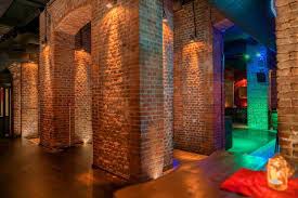 Varsity nonprofessional cuties shagged at dorm room bonk rave. Wall 7 Die Flexible Event Location Im Kolner Norden Citynews