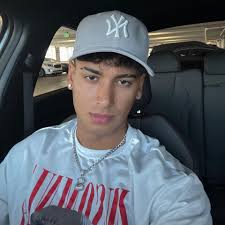 Ofrecemos excelente servicio, una experiencia sin estrés y lo mejor:  -Financiamiento disponible sin importar tu situacion (pago estimado 420) ✓  -Aprobamos Sin credito, Credito malo o Nuevo ✓ -Downpayment se te puede