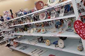 We're talking apparel and shoes for all sizes and ages, housewares from everyday dishes to fine china, accessories, books. Thrift Secondhand Stores Near You In Las Vegas Nv 89128 Savers