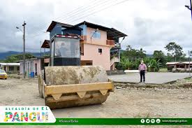 Alcaldía de El Pangui ने नई फ़ोटो...