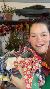 Today we had a ripping time @theshireworkshops making beautiful,  sustainable, reusable festive rag wreaths! As the years go by, you can  continue to add bibbles and bobbles to your wreath, giving a