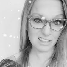 Melissa Ahern (@ahern_mahern77)