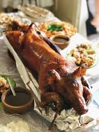 The filipino christmas tradition won't be complete without noche buena (christmas eve dinner). Noche Buena A Filipino Christmas Eve Bosfilipinos
