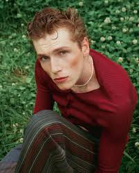 New Editorial @lofficielhommesitalia 🌺 Grazie mille @fashionmodel_it  @lisaovadia Photography: @alesmorrone_ Styling: @cla_russoo Fashion  Director: @therealgiuliomartinelli MUA and grooming:  @gggneri@bfadvisormilano.official Styling assistant ...