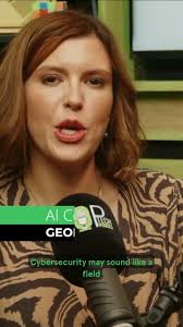 💡AI and IoT: The future of intelligent transportation systems 🚍 This  article delves into the future of Intelligent Transportation System using  ML to improve traffic efficiency and commuter comfort. Learn more:  https://bit.ly/44EbsJM #