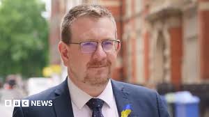 Three Tameside politicians quit over Labour WhatsApp scandal