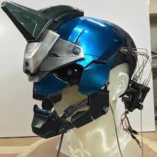 Animatronic Cayde 6 Helmet I Painted For The Most Recent Destiny Commercial Destiny Cosplay Cosplay Helmet Destiny Game