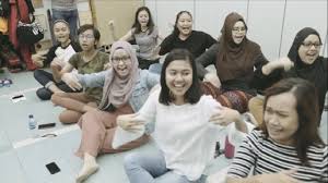 Teruskan lah bakti, teruslah berjuang membina pertiwi, jayakan wawasan susah lelah atas diri, tak harap balasan negara dok nanti, sinar bulan terang. Dikir Barat