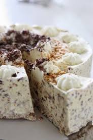Die Erste Eissplittertorte In Diesem Jahr Hat Genau Anderthalb Tage Gehalten Wenn Es Nach Unserem Len Eissplittertorte Kuchen Und Torten Kuchen Ohne Backen