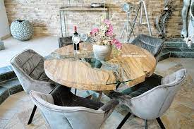 Der tisch ist 110 cm breit und wird in den längenmaßen 140, 160 und 180 cm gefertigt die integrierte einlegeplatte verlängert diesen tisch bei. Esstisch Rund Aus Holz Von Gerken Wohndesign Der Tischonkel