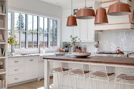 Dengan cara ini maka kepala akan terletak di sisi utara dan saat miring ke kanan maka akan menghadap kiblat. 9 Tips Feng Shui Dapur Untuk Mengundang Rezeki Energi Positif
