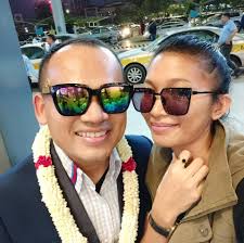 Ever used a smoke bomb to diagnose an exhaust leak? #WorkTruck #ExhaustLeak  #MechanicLife