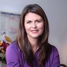 Kristine Hendricks's Instagram, Twitter & Facebook