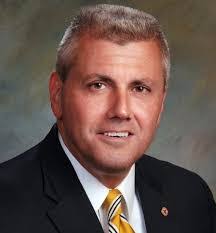 Ryan Mcmakin's Instagram, Twitter & Facebook