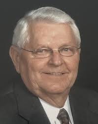 Russell Holley's Instagram, Twitter & Facebook