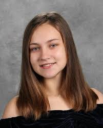 Ella Oakes's Instagram, Twitter & Facebook