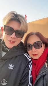 我们去了火焰山拍拍照，走了一圈，导游很细心给我们讲解，新疆省很大，一个景点去另外一个景点要开几个小时的车行，so far we are very  relax and comfortable 👍👍👍