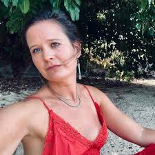 EMILY S CHOI (@thealpinestylist) • Instagram photos and videos